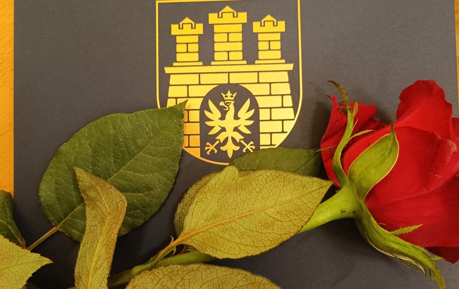 Wyróżnienia dla pracowników SP 4 w Zgierzu z okazji Dnia Edukacji Narodowej